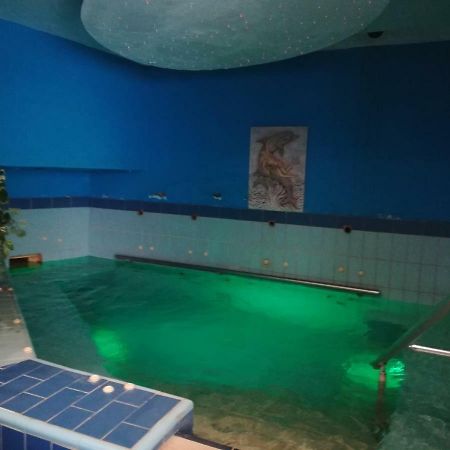 9 Queens Spa Hotel Loutrá Edipsoú Eksteriør bilde