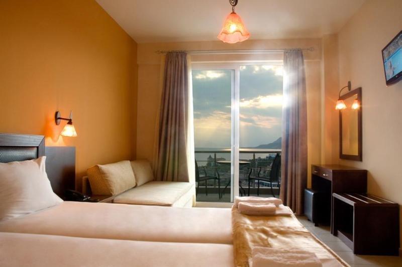 9 Queens Spa Hotel Loutrá Edipsoú Eksteriør bilde