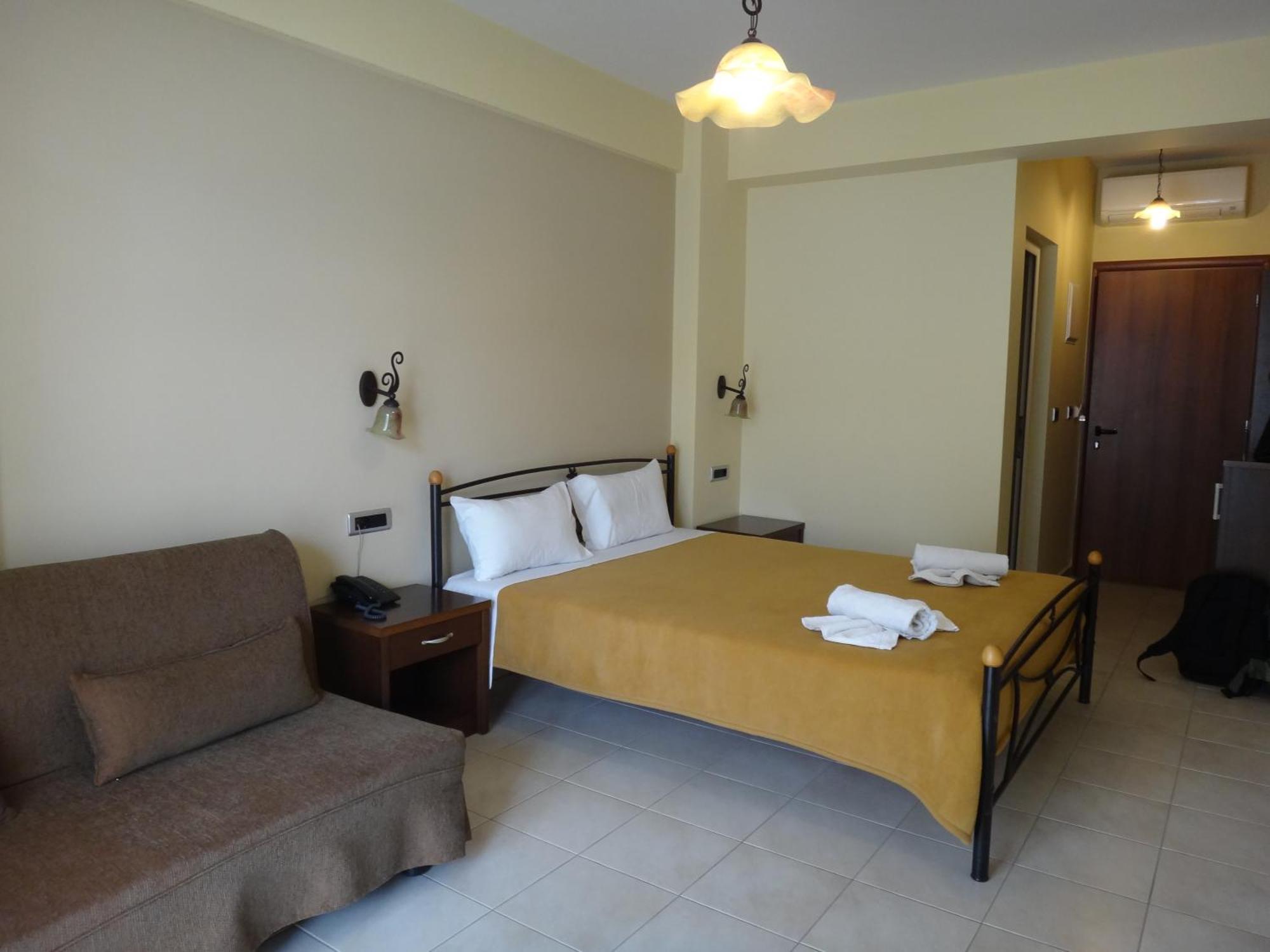 9 Queens Spa Hotel Loutrá Edipsoú Rom bilde