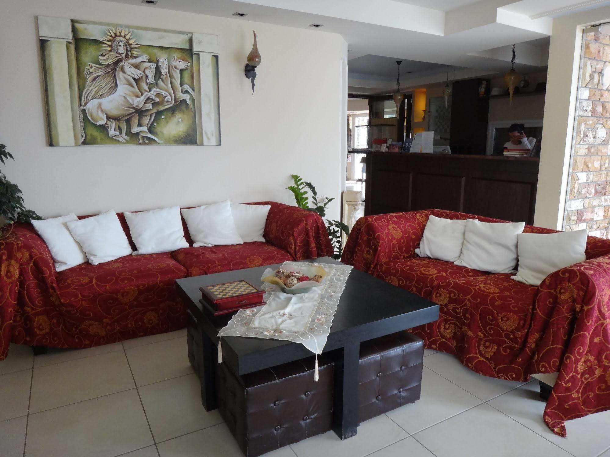 9 Queens Spa Hotel Loutrá Edipsoú Eksteriør bilde