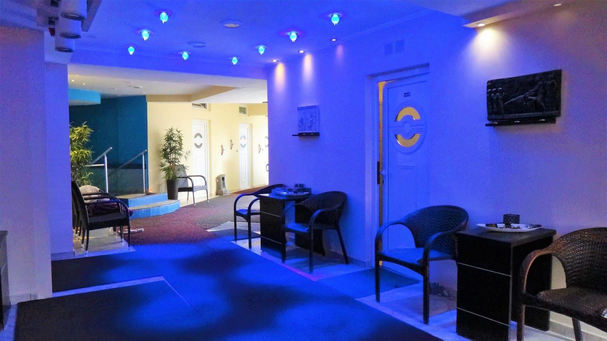 9 Queens Spa Hotel Loutrá Edipsoú Eksteriør bilde